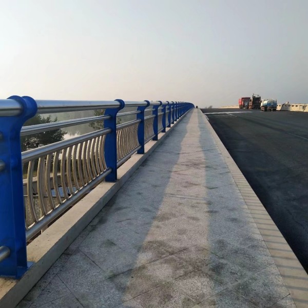 橋梁河道護欄